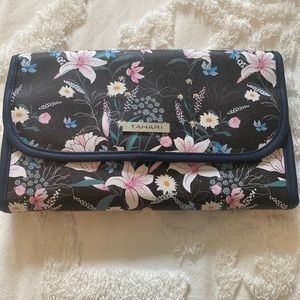 Overnight travel cosmetics bag
